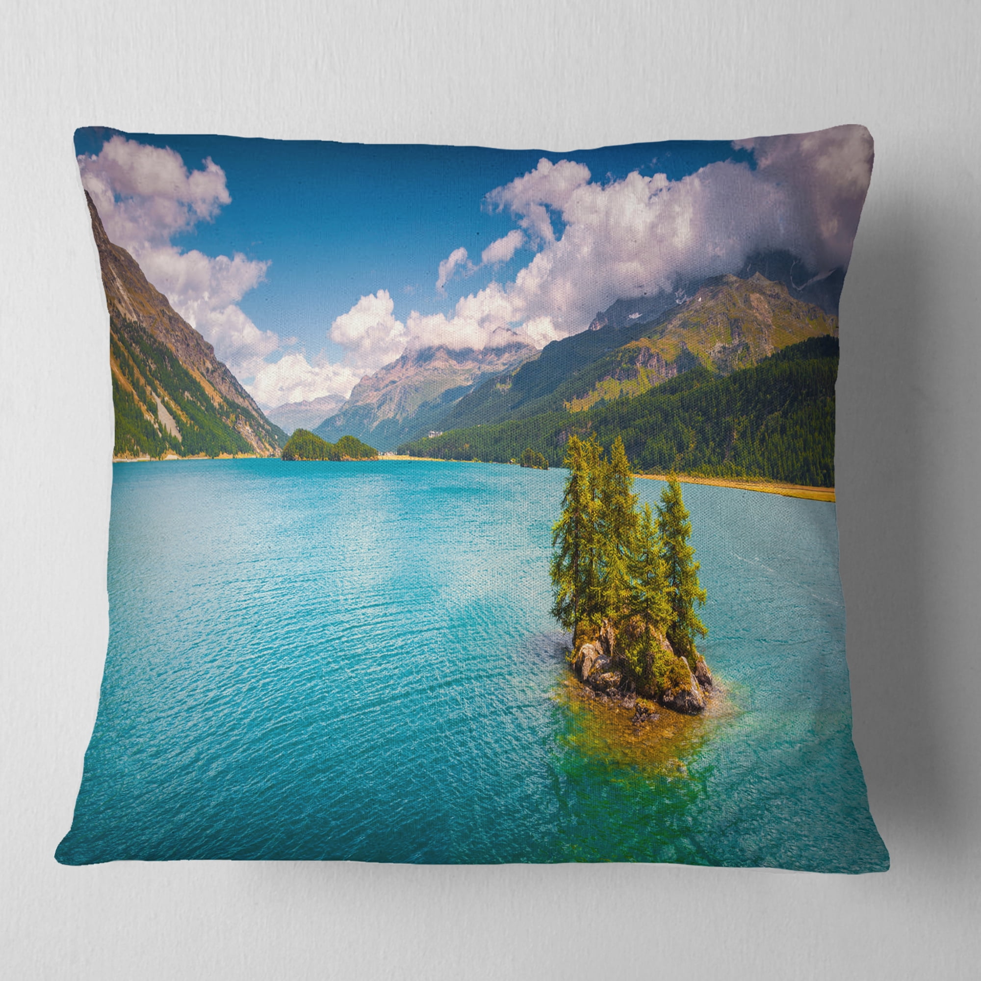 Designart Silsersee Lake in the Swiss Alps - Landscape Printed Throw Pillow - 16x16