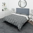 thumbnail image 1 of Designart 'Silver Metal Diamond Plate Relief' Modern & Contemporary Duvet Cover Set, 1 of 4