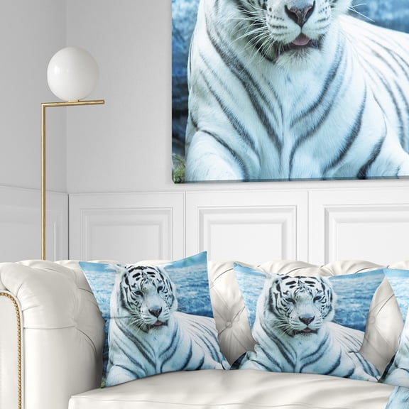 Designart Silver Tiger with Water Background - African Throw Pillow - 16x16
