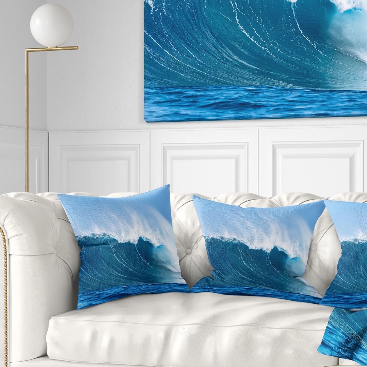 Designart Sky Hitting Ocean Waves - Seascape Throw Pillow - 18x18