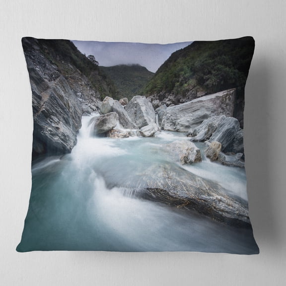 Designart Slow Motion Mountain River in Blue - Seashore Throw Pillow - 16x16