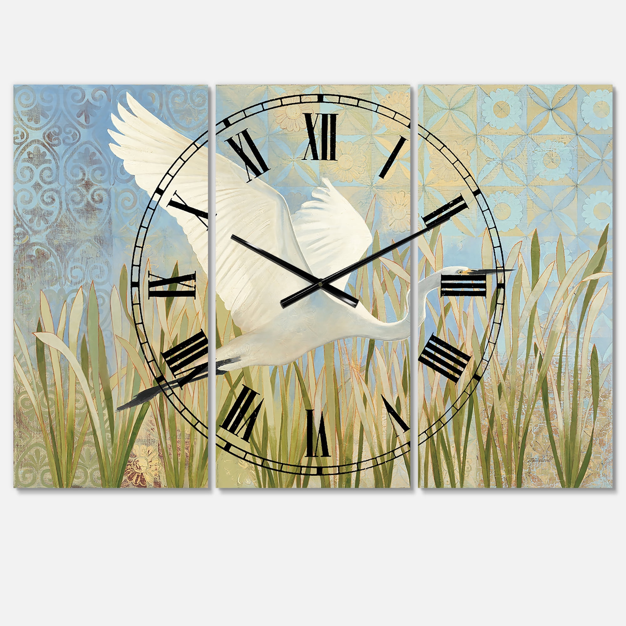 Designart 'Snowy Egret in Flight vII' Farmhouse Wall Clock