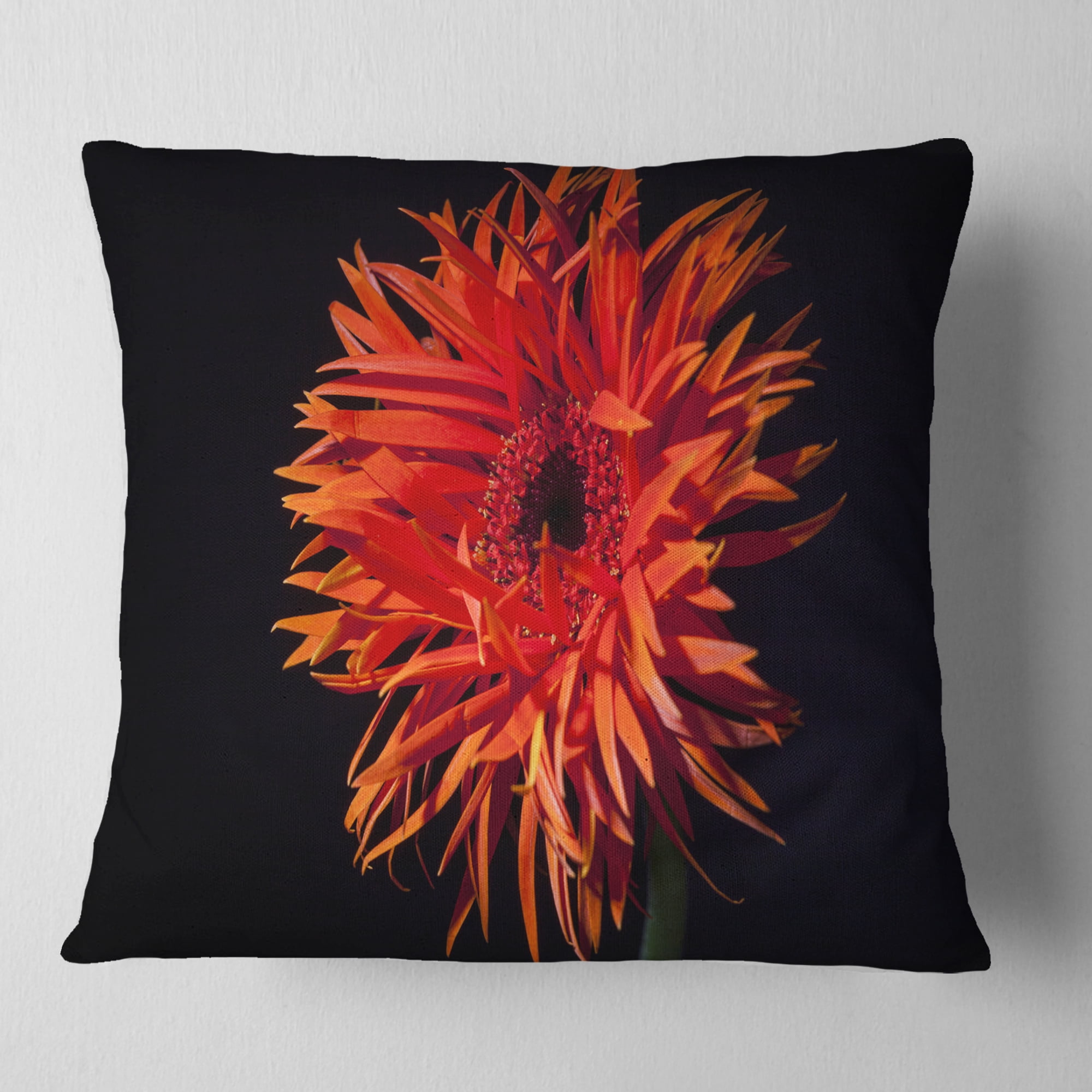 Designart Spider Gerbera Daisy Watercolor - Flowers Throw Pillowwork - 16x16