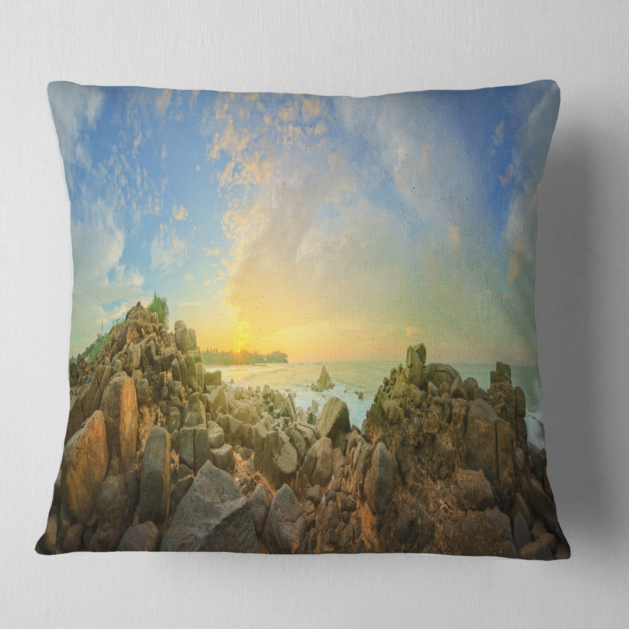 Designart Sri Lanka Romantic Beach Panorama - Seascape Throw Pillow - 16x16