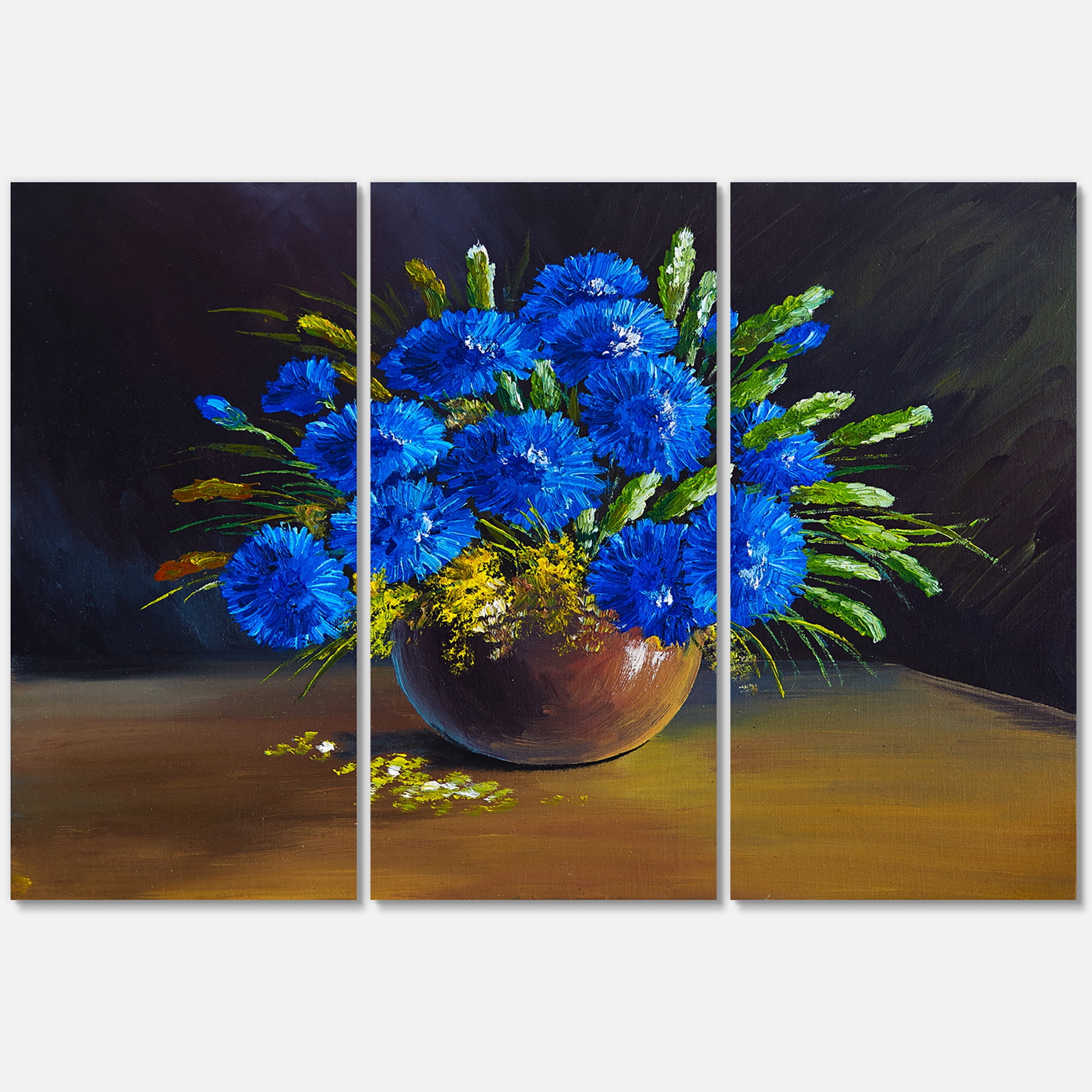 Designart ' Still Life A Bouquet Of Blue Wildflowers In Vase ' Traditional Canvas Wall Art Print