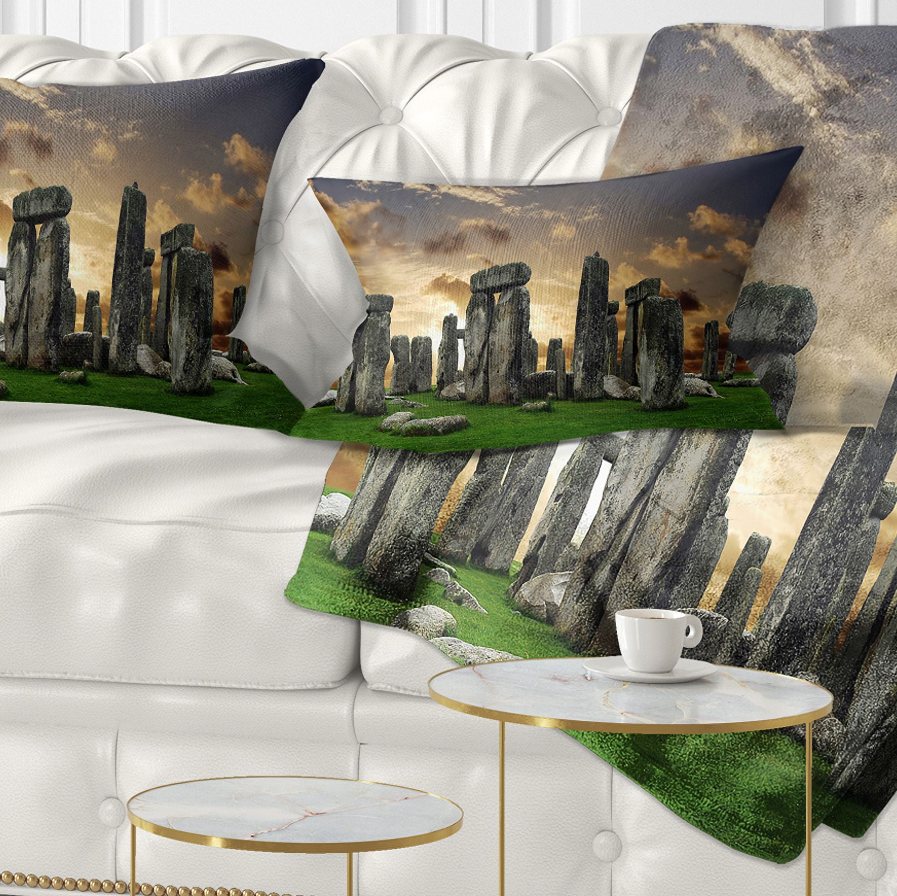 Designart Stonehenge - Landscape Photography Throw Pillow - 12x20