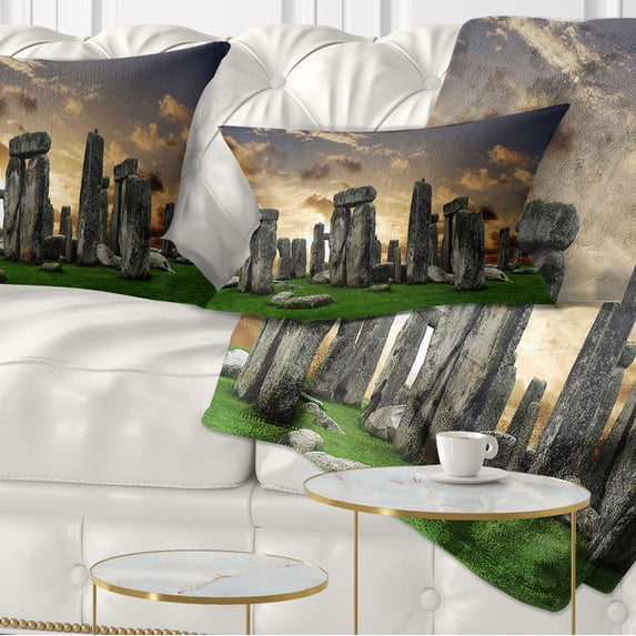 Designart Stonehenge - Landscape Photography Throw Pillow - 12x20