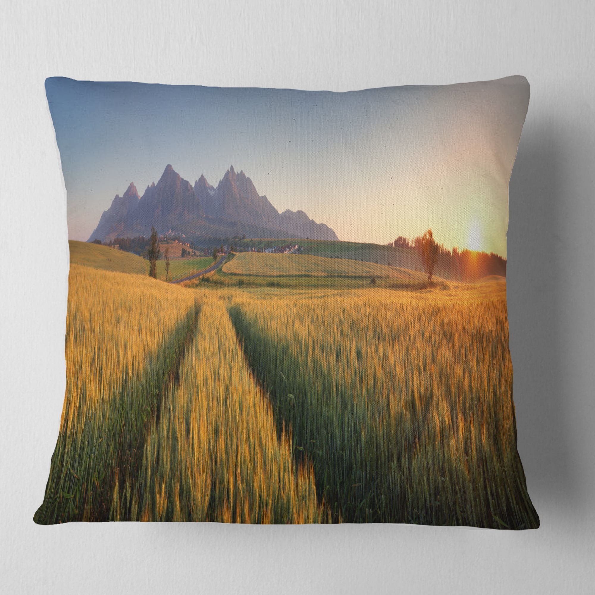 Designart Summer Wheat Fields Slovakia - Landscape Printed Throw Pillow - 18x18