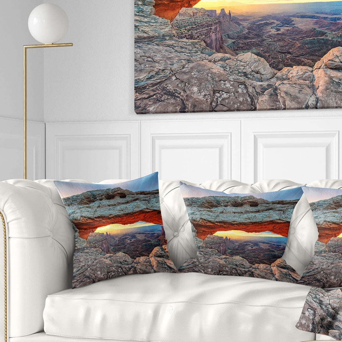 Designart Sunrise at Mesa Arch in Canyon lands - Landscape Printed Throw Pillow - 16x16