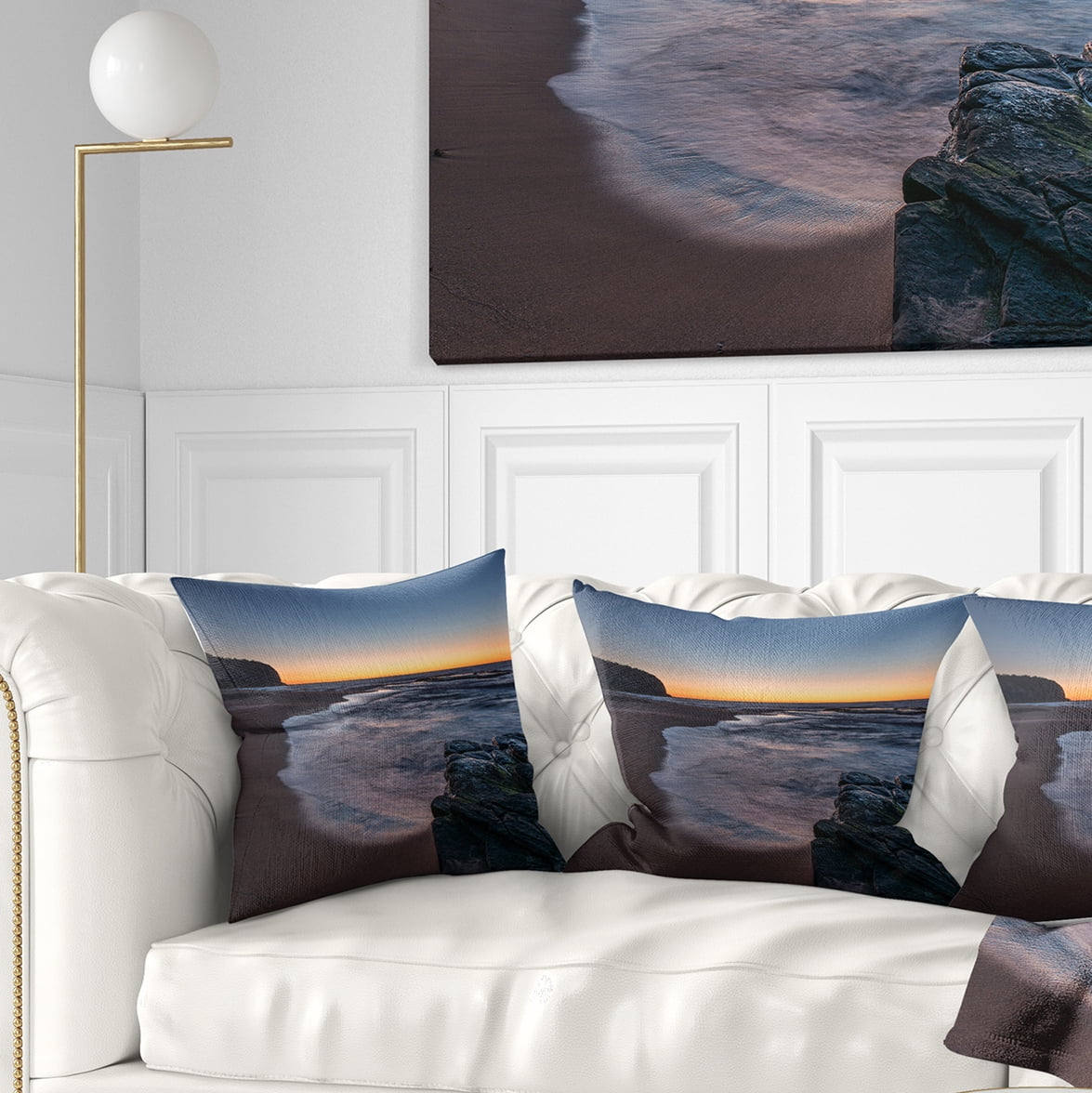 Designart Sunrise at Sydney Over Sea - Seascape Throw Pillow - 16x16