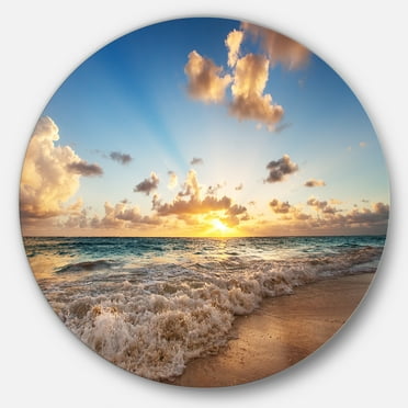 Designart Sunrise on Beach of Caribbean Sea' Large Seashore Metal Circle Wall Art
