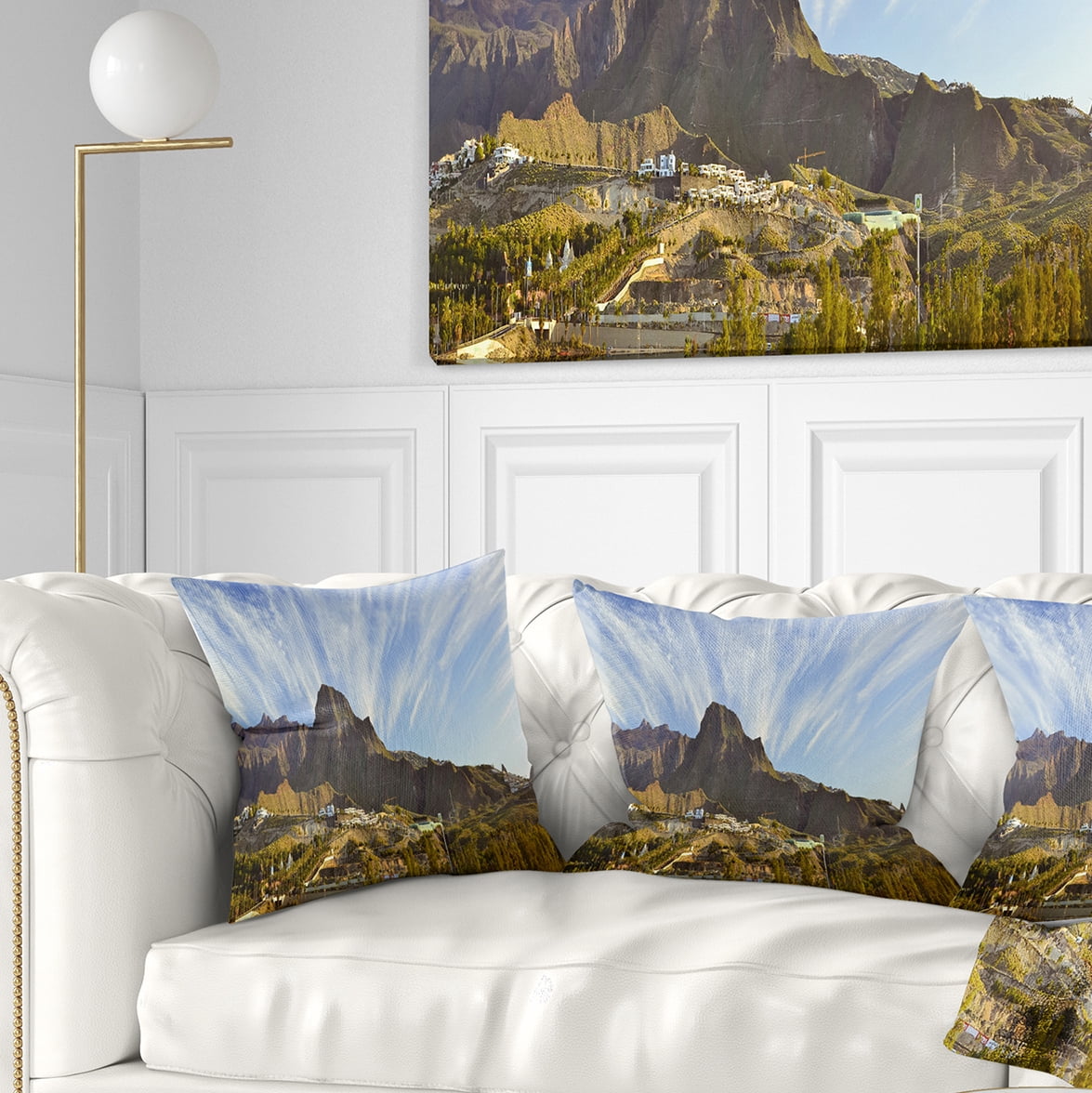 Designart Sunrise over EI Teide National Park - Landscape Printed Throw Pillow - 18x18