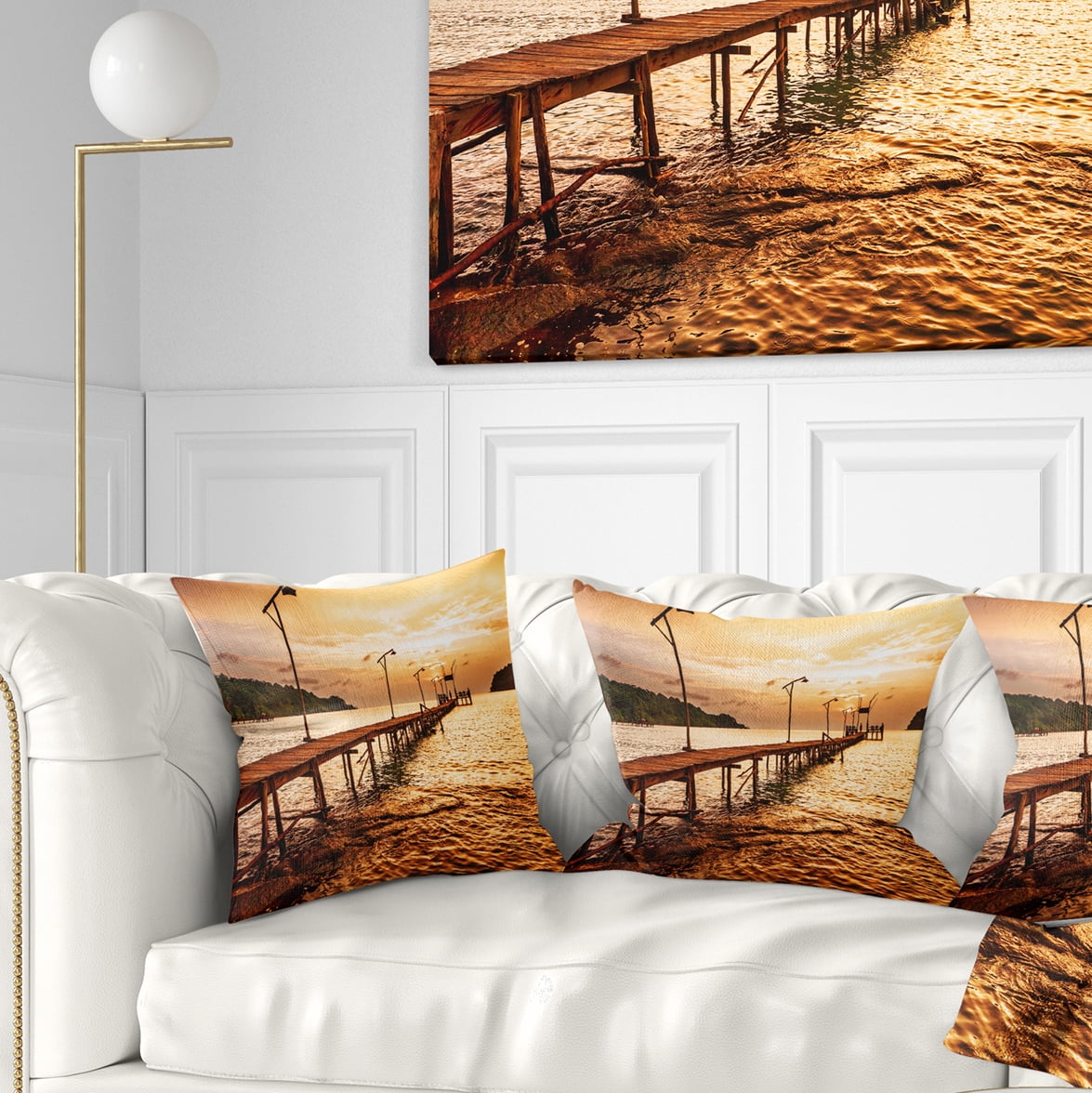 Designart Sunset Over Brown Sea - Seascape Throw Pillow - 18x18