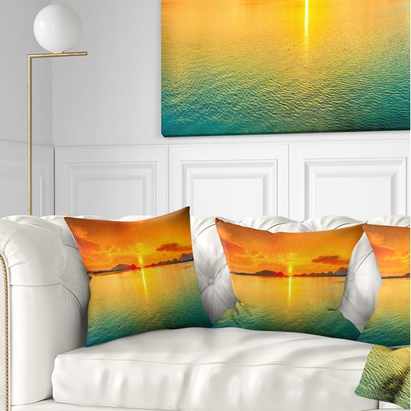 Designart Sunset Panorama - Photography Throw Pillow - 18x18