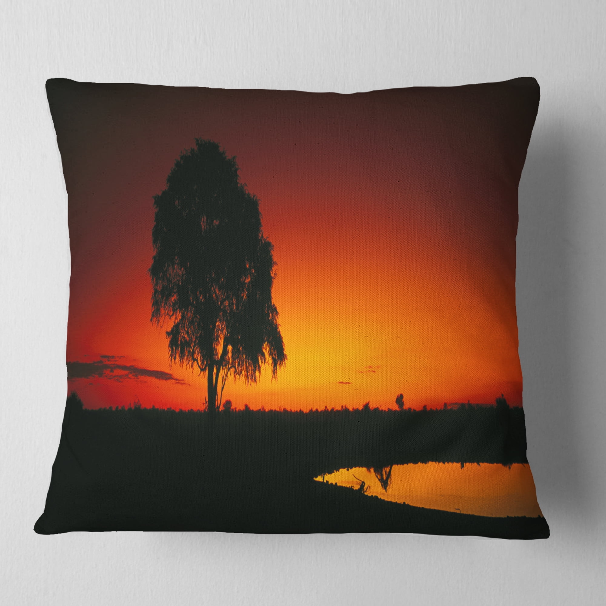 Designart Sunset View in Tanzania - African Landscape Printed Throw Pillow - 18x18