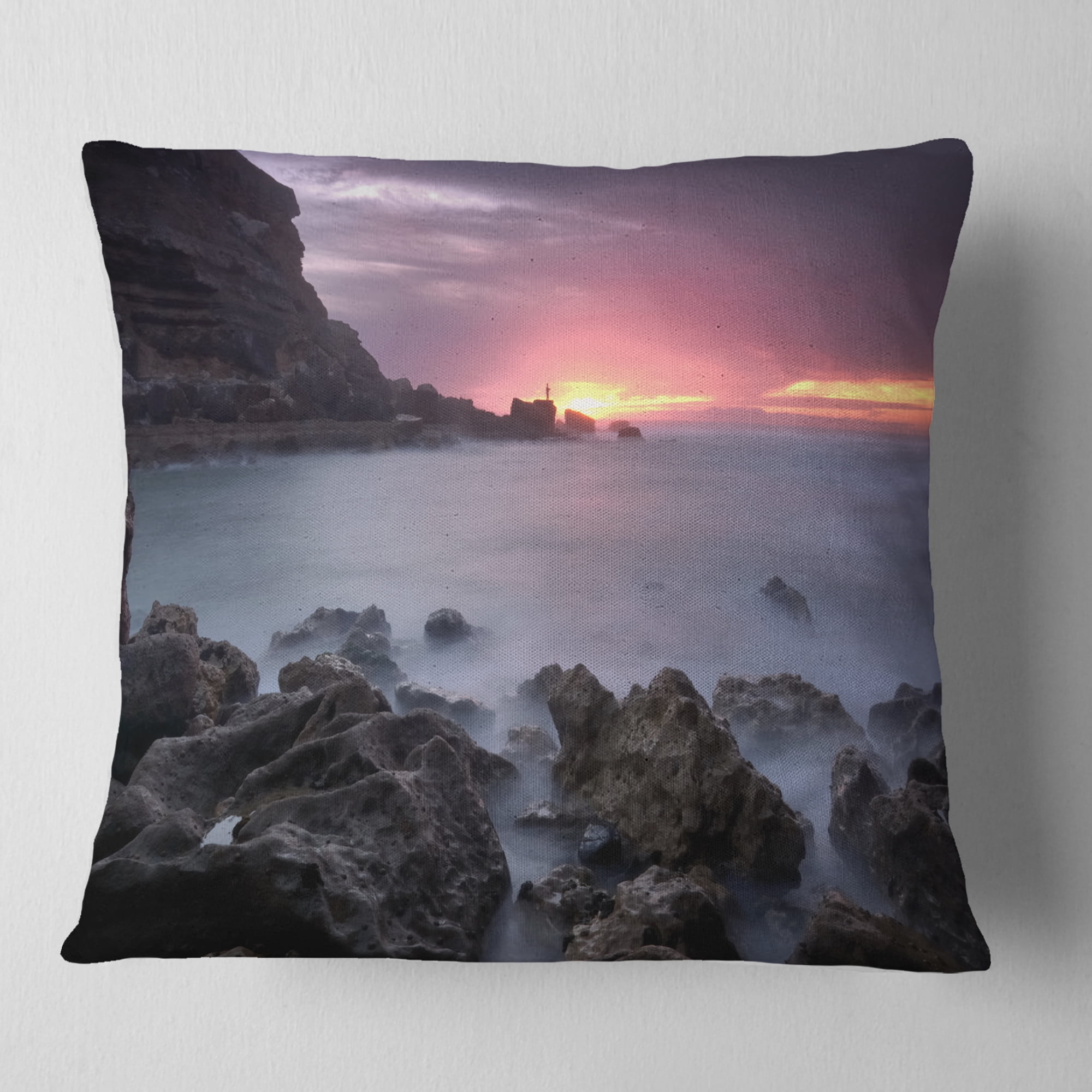 Designart Sunset at Samarra Seashore Sintra - Seashore Throw Pillow - 18x18