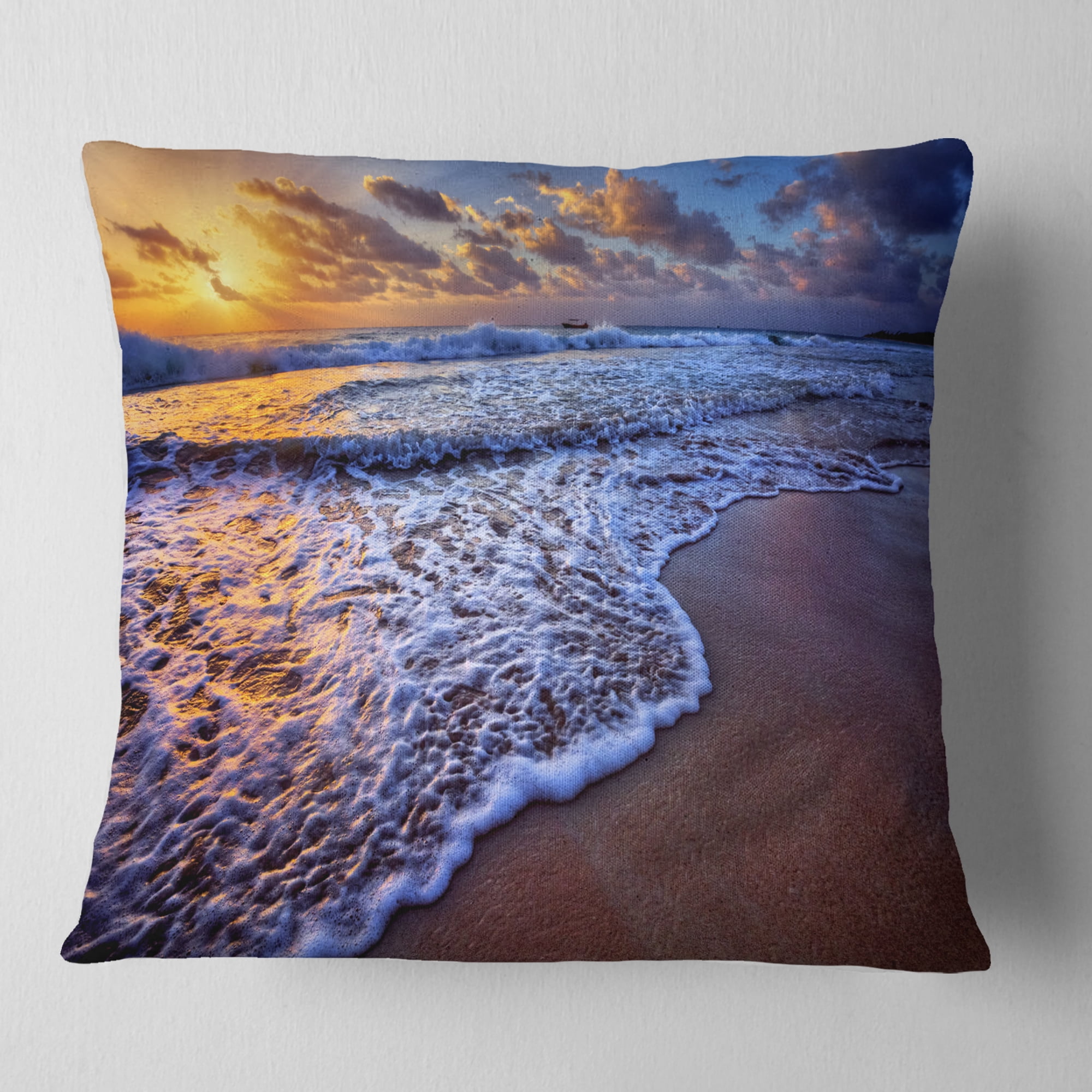 Designart Sunset over Blue Sea Waves - Seashore Throw Pillow - 16x16