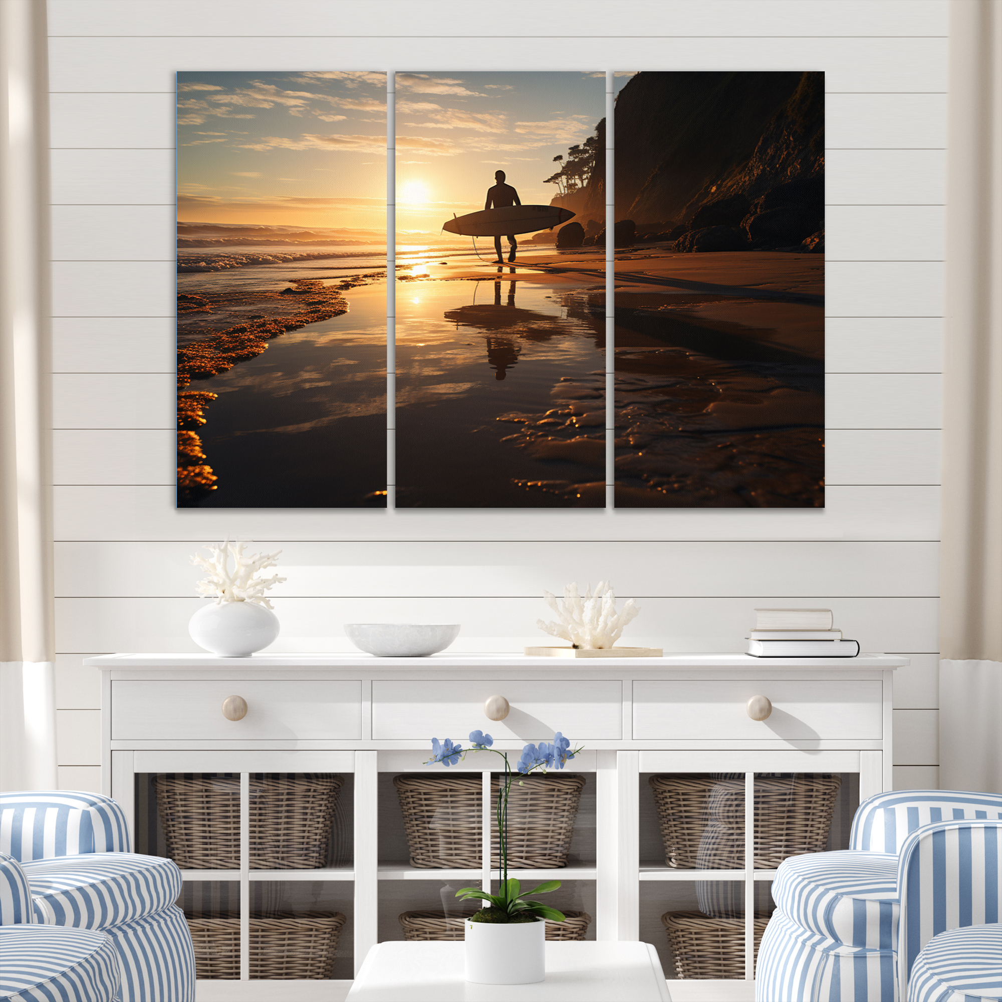 Designart "Surfers Paradise Beach Photo II" Nautical & Beach Metal Wall ...