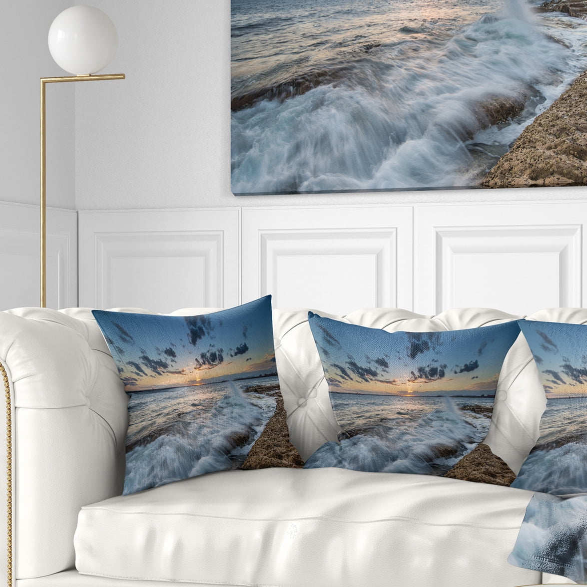 Designart Sydney Sunset at La Per House - Seascape Throw Pillow - 18x18
