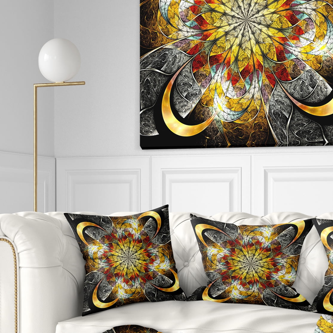Designart Symmetrical Golden Flower - Floral Throw Pillow - 18x18