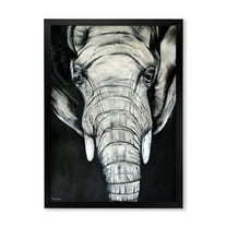 Designart 'The Close Up Portrait Of An African Elephant' Farmhouse Framed Art Print