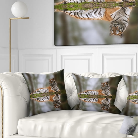 Designart Tiger Reflecting in Water - Animal Throw Pillow - 18x18