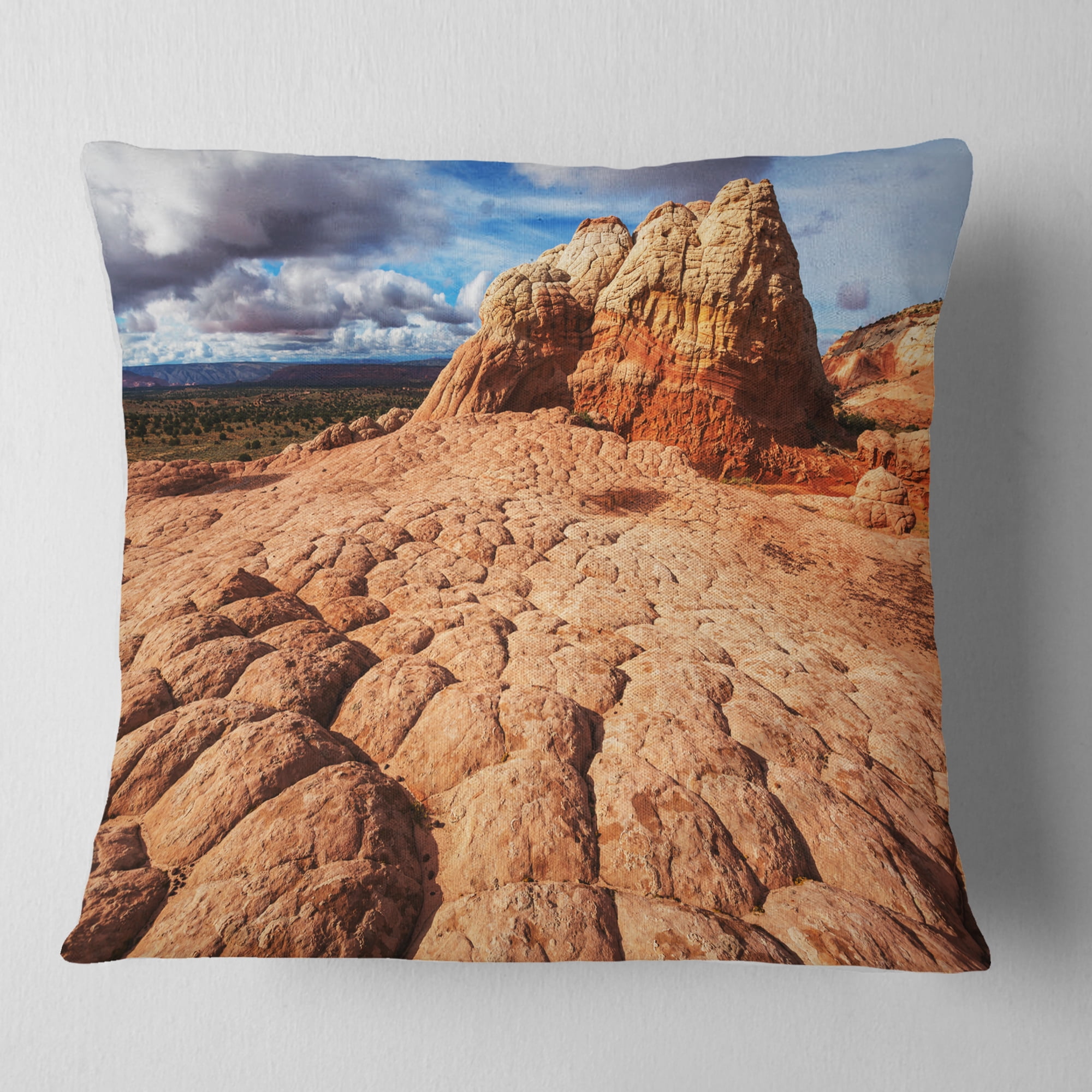 Designart Tough Rocks in Vermillion Cliffs - Landscape Printed Throw Pillow - 18x18