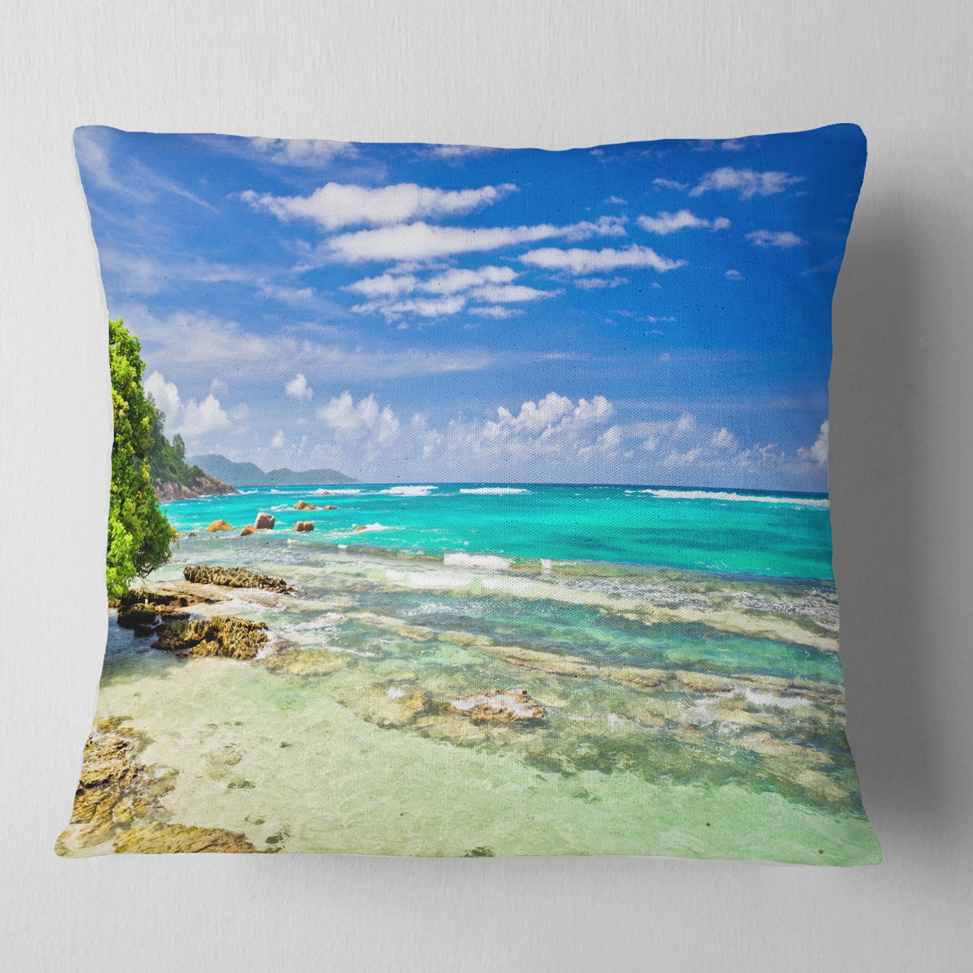 Designart Tranquil Seychelles Tropical Beach - Modern Seascape Throw Pillow - 16x16