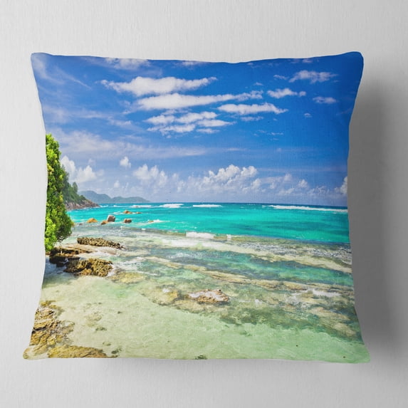 Designart Tranquil Seychelles Tropical Beach - Modern Seascape Throw Pillow - 16x16