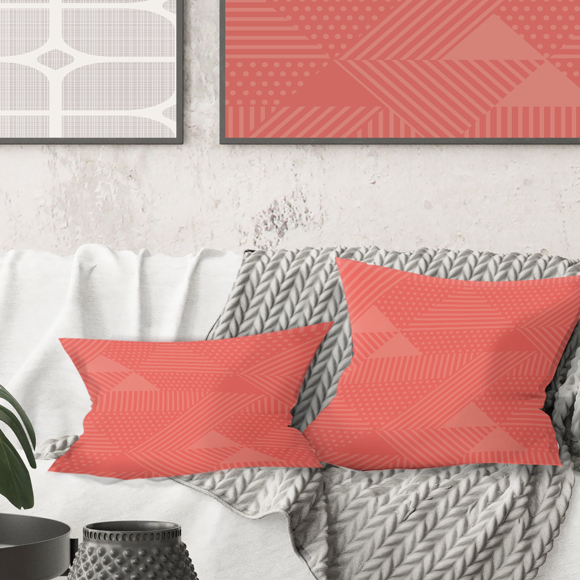 Designart Triangual Retro Coral Pattern' Mid-Century Modern Throw Pillow - 16x16