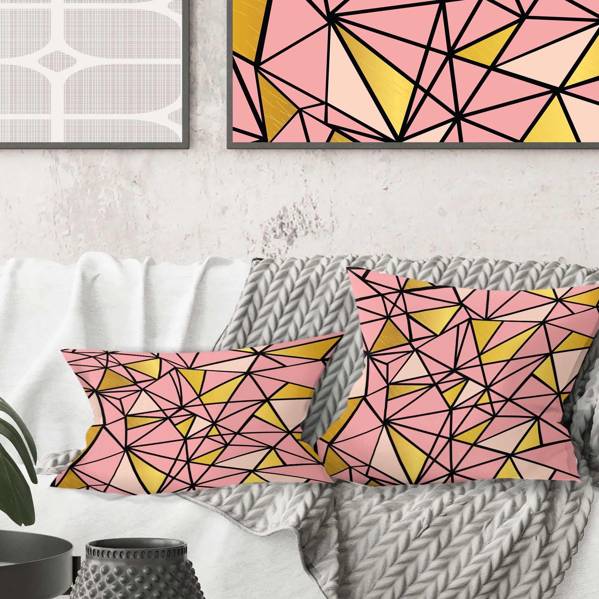 Designart Triangular Gold Design II' Mid-Century Modern Throw Pillow - 16x16