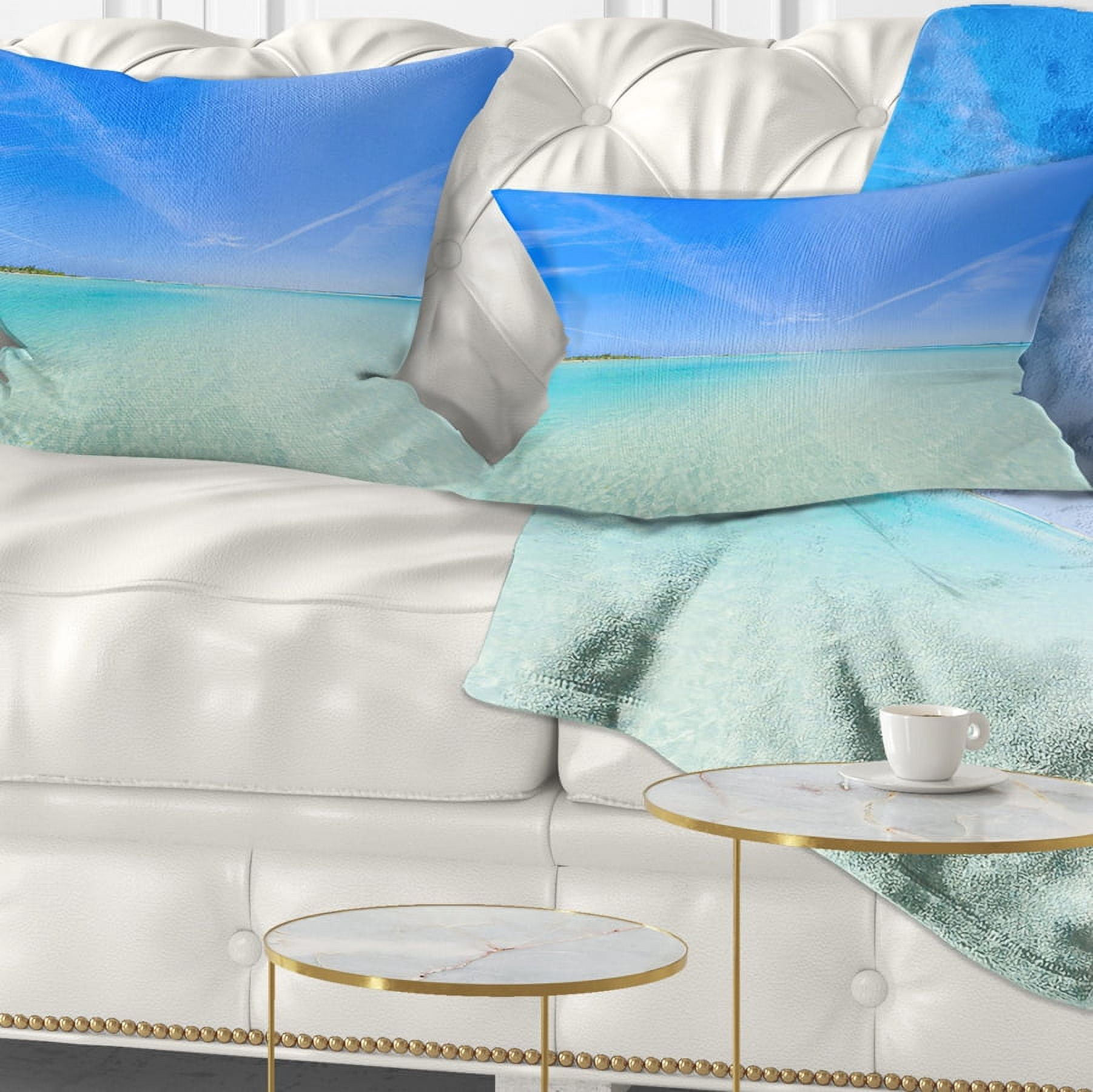 Designart Tropical Beach in Cayo Largo Island - Modern Seascape Throw Pillow - 12x20
