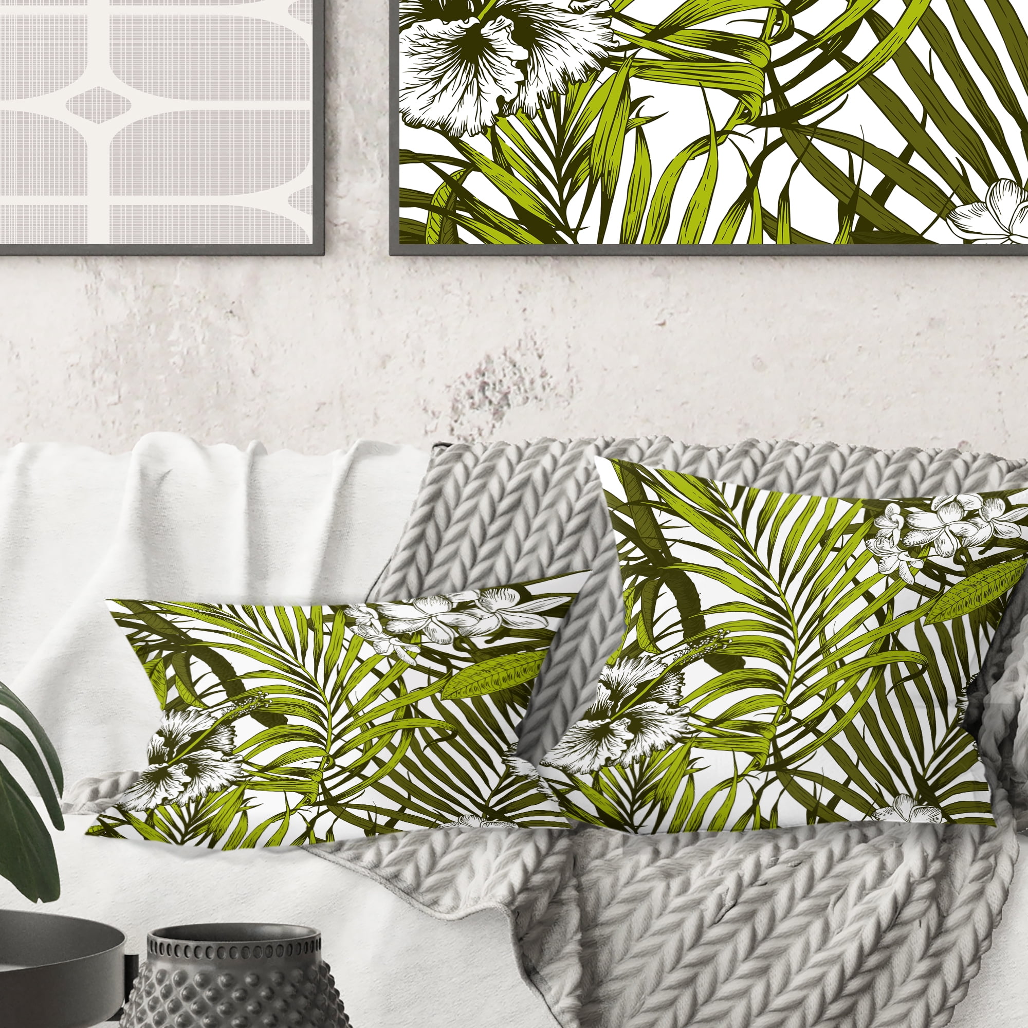 Designart Tropical Palm Leaves I' Mid-Century Modern Throw Pillow - 18x18
