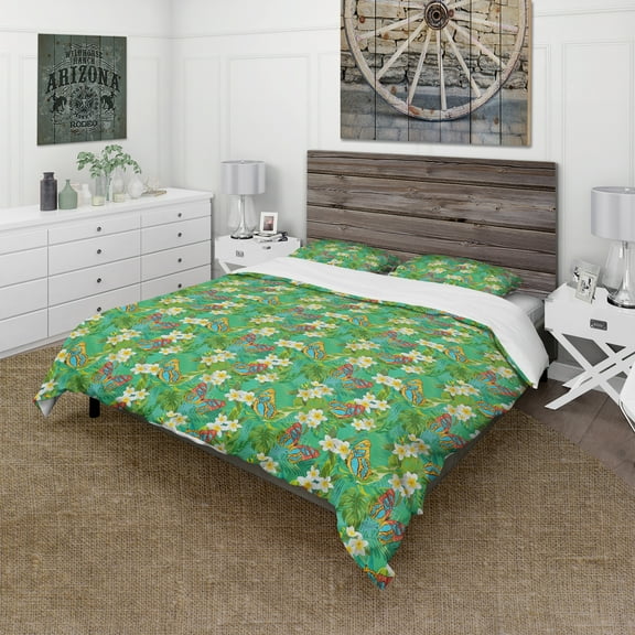 Designart 'Tropical Pattern with Flowers & Butterflies' Tropical Duvet Cover Set
