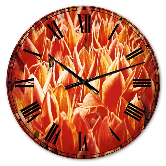 Designart 'Tulip Flowers in the Keukenhof Park' Traditional wall clock