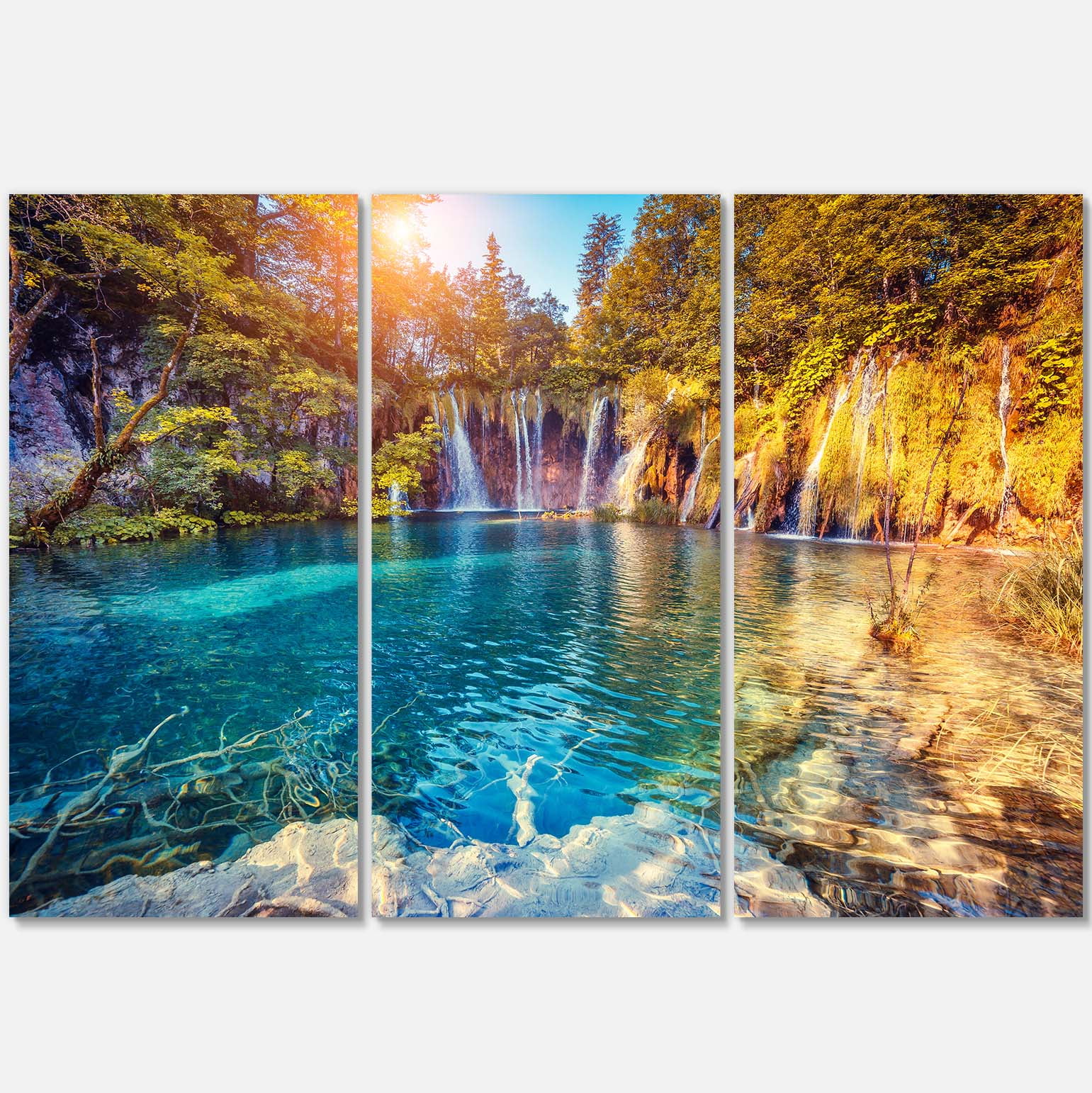 Designart 'Turquoise Water and Sunny Beams ' Landscape Photography Canvas Print