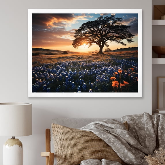 Designart "Twilight Purple Bonnets Field" Blue Bonnets Picture Framed Wall Decor