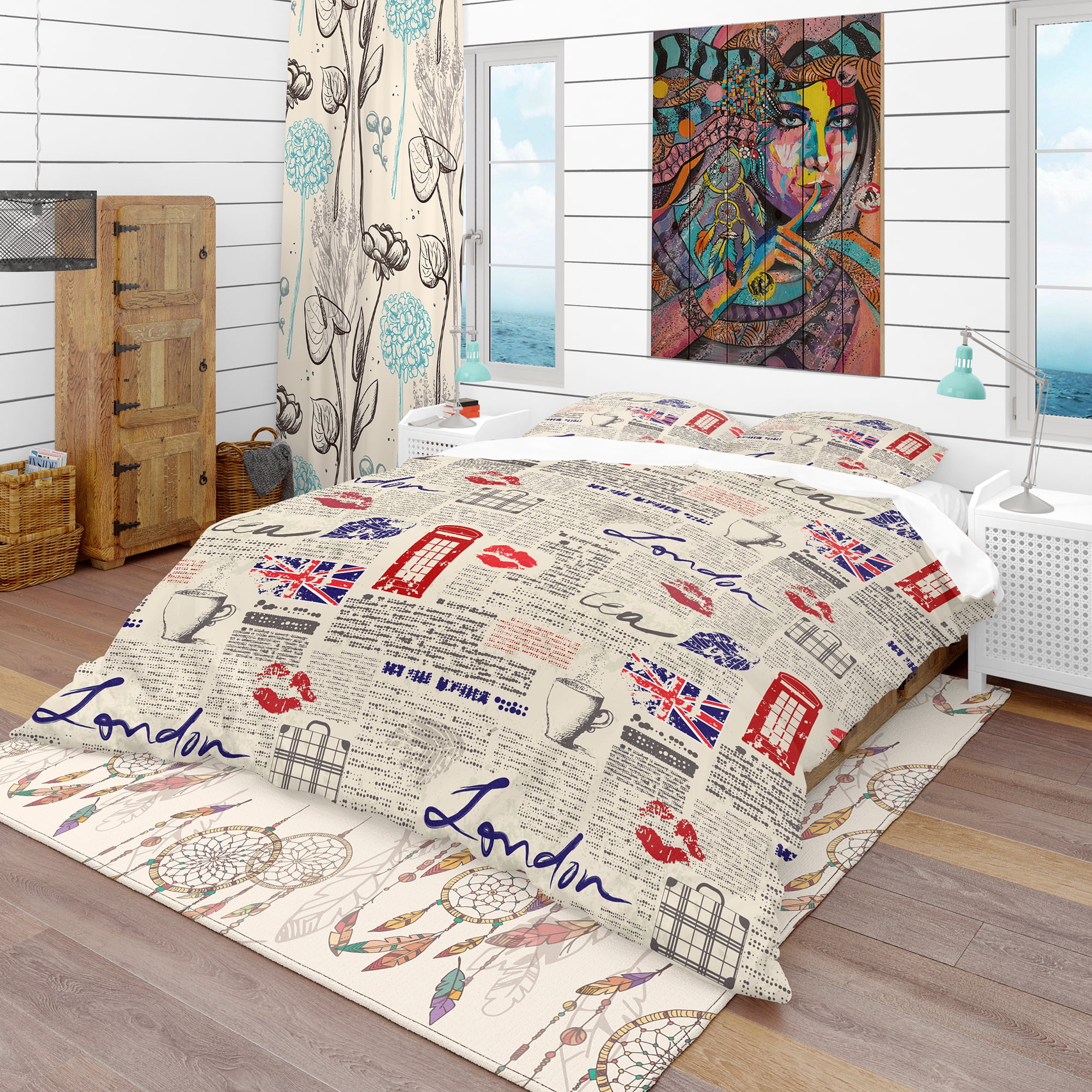 Designart 'Uk London Vintage Kiss Print' Modern & Contemporary Duvet Cover Set