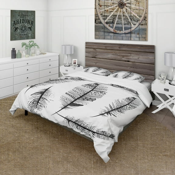 Designart 'Vintage Feathers with tribal patterns' Vintage Duvet Cover Set