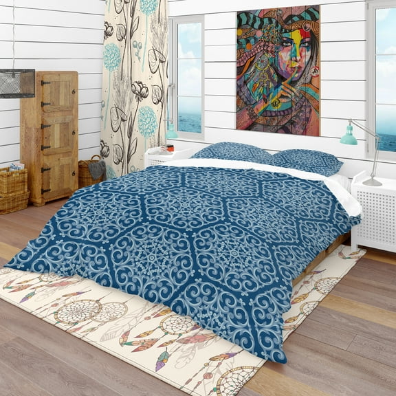 Designart 'Vintage Pattern' Vintage Duvet Cover Set