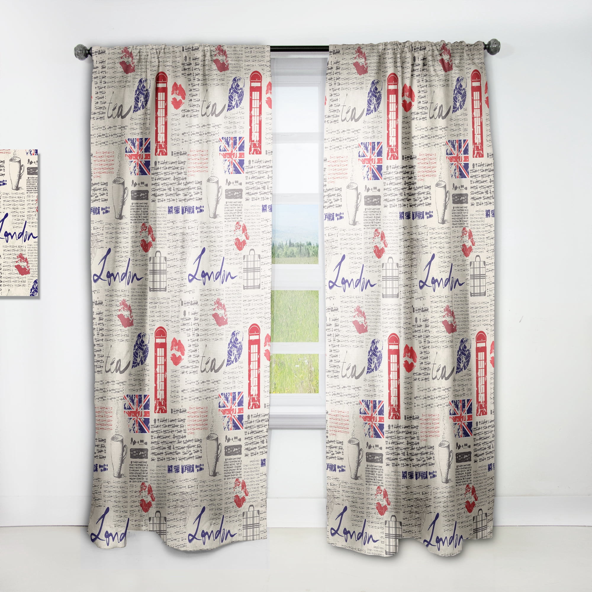 Designart 'Vintage UK London Kiss Print' Modern & Contemporary Curtain Panel