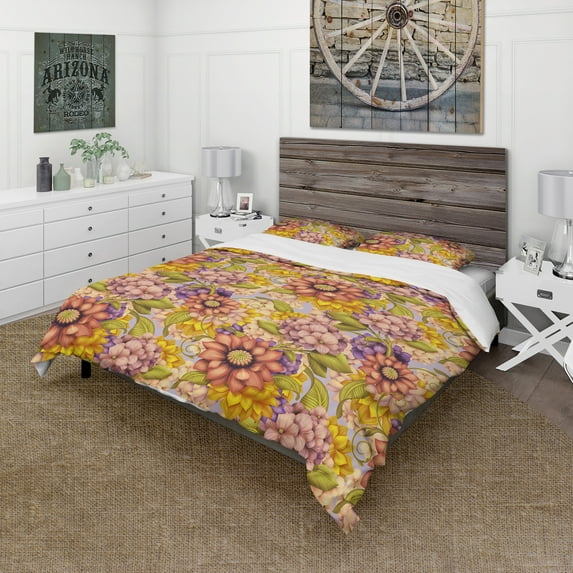 Designart 'Vintage Wild Red, Pink and Purple Flowers' Abstract Duvet Cover Set