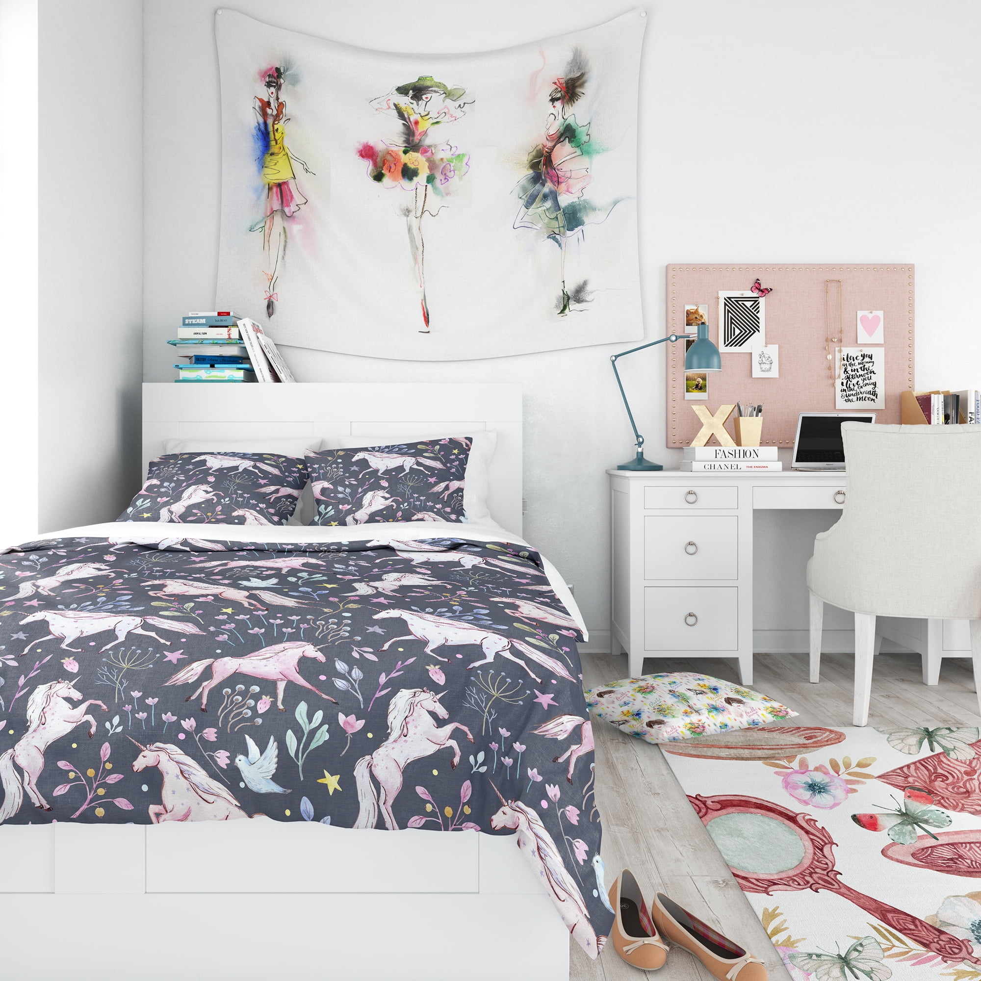 Designart 'Watercolor Unicorn Pattern' Modern Teen Duvet Cover Set
