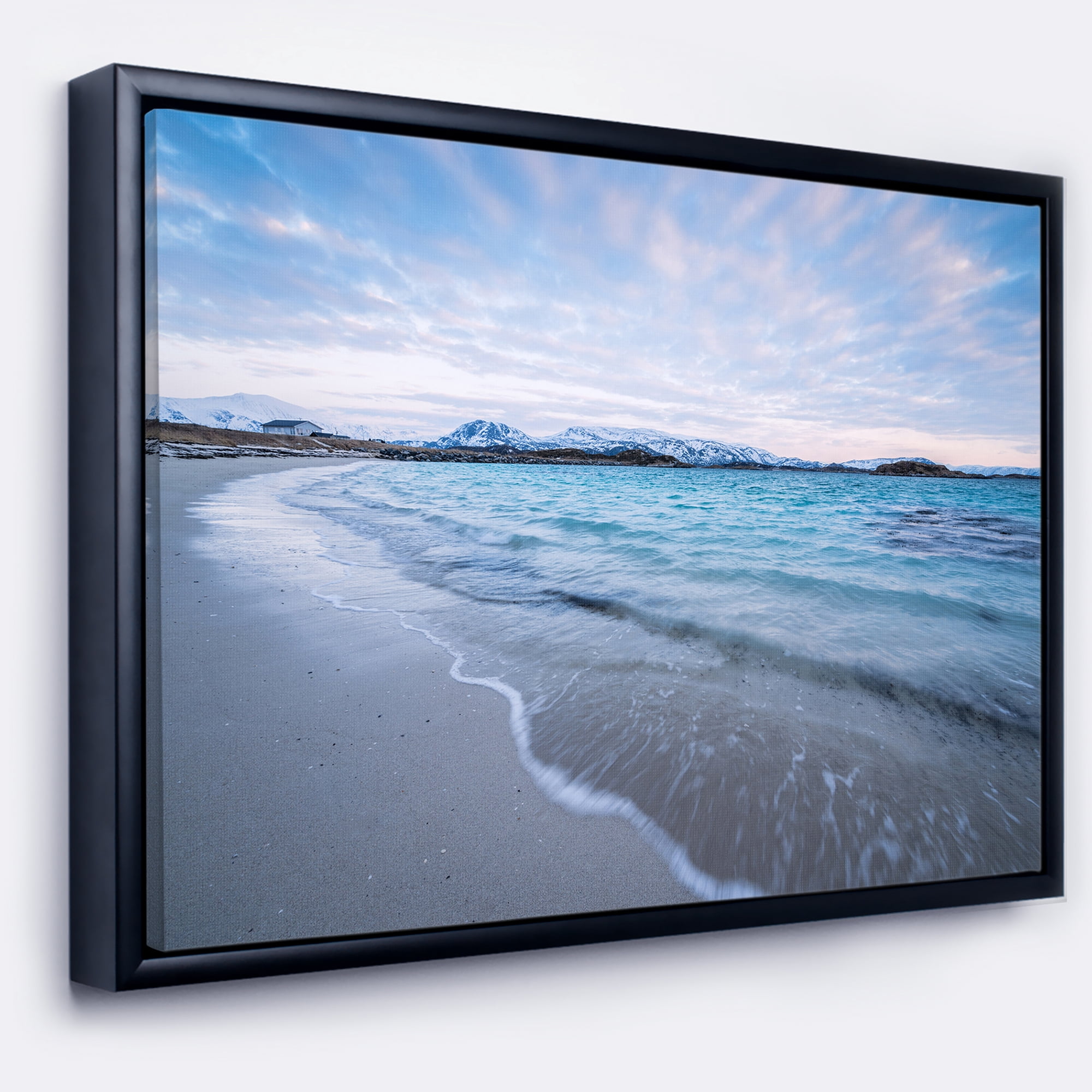 Designart ' Waves Splashing the Calm Seashore ' Modern Seascape Framed Canvas Artwork
