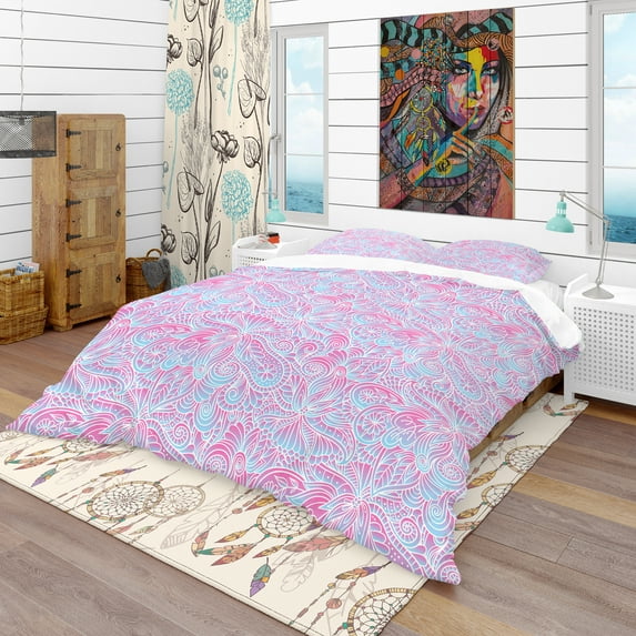 Designart 'Wavy Gradient Pattern' Bohemian & Eclectic Duvet Cover Set