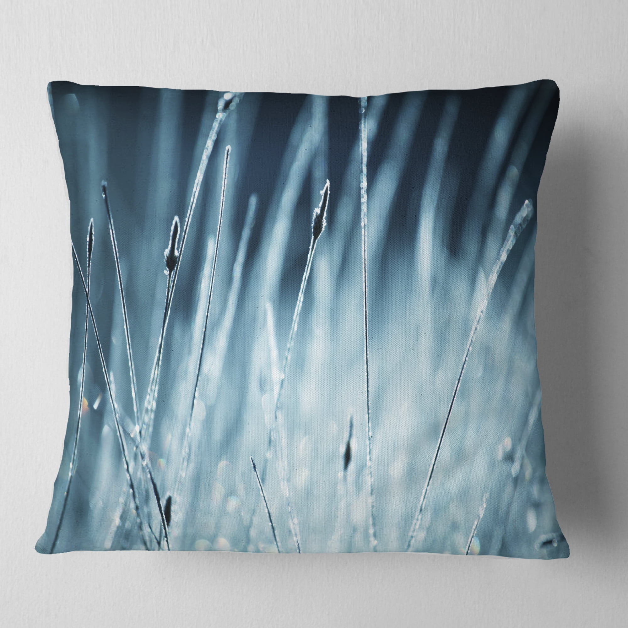 Designart Wet Grass Black and White - Floral Throw Pillow - 18x18