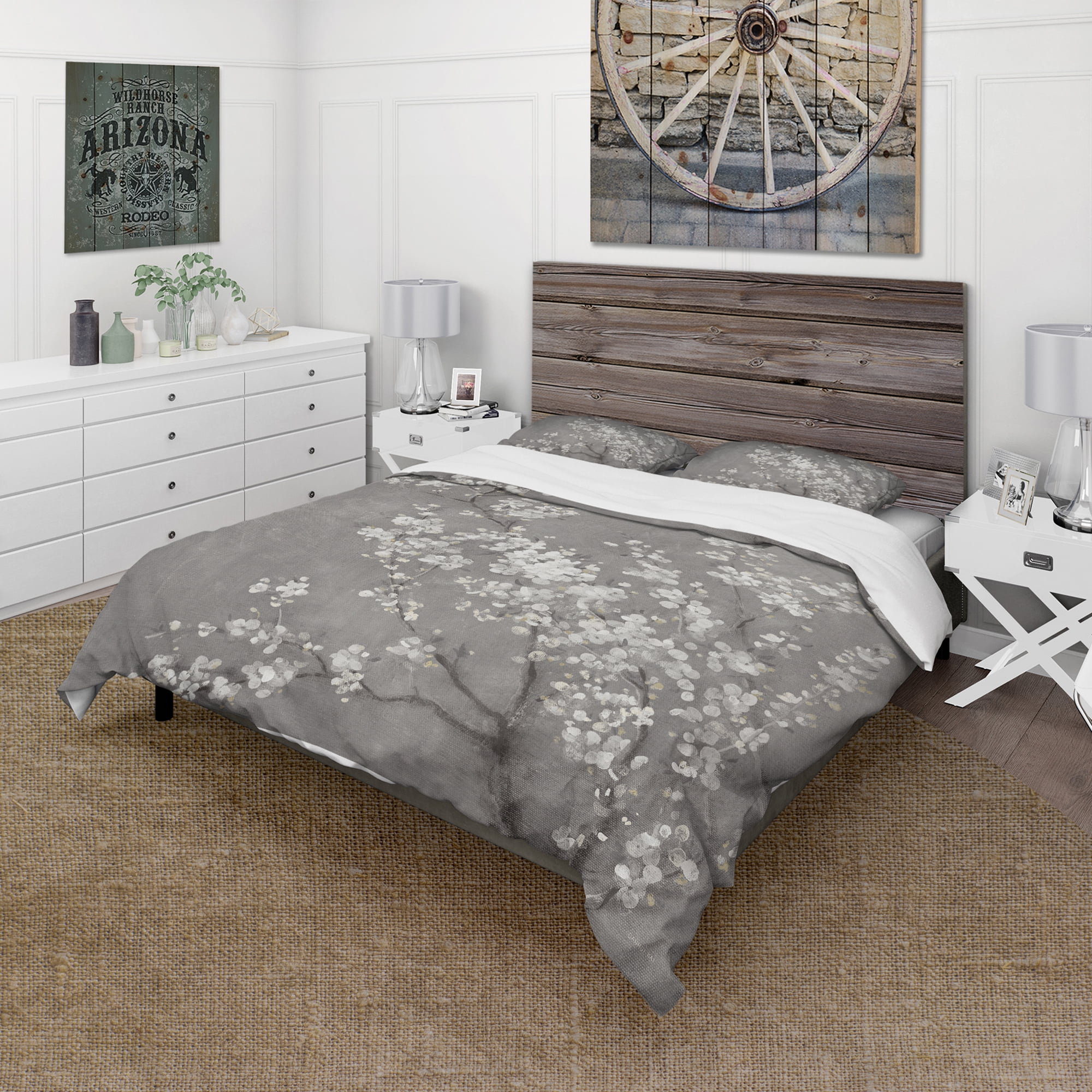 Designart 'White Cherry Blossoms II' Farmhouse Duvet Cover Set