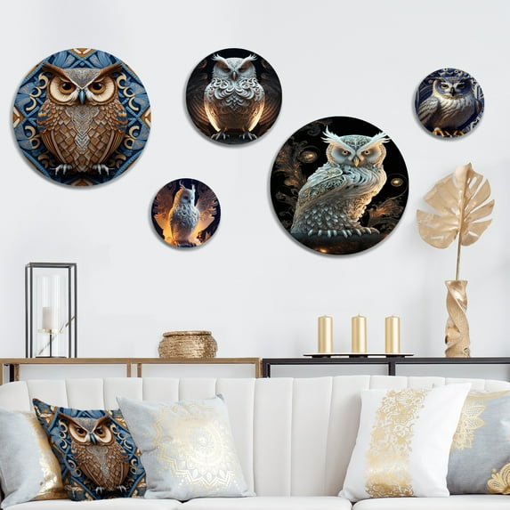 Designart "White Owl On Azulejo " Animals Owl Metal Wall Art Set of 5 Piece
