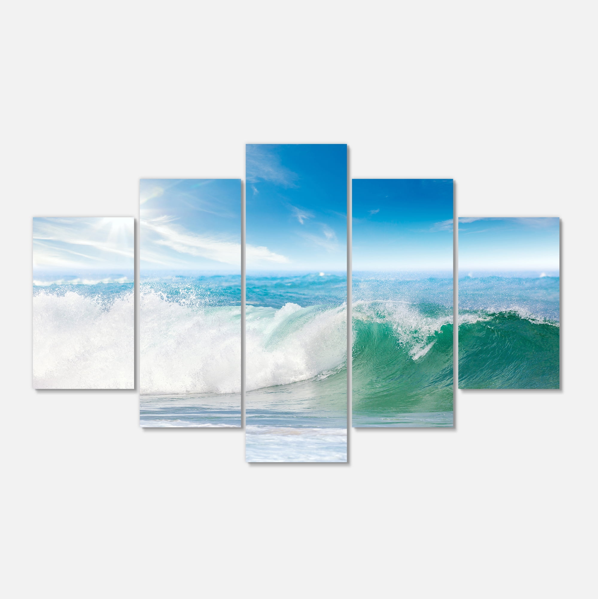 Designart 'White and Blue Waves under Sun ' Seascape Canvas Art Print