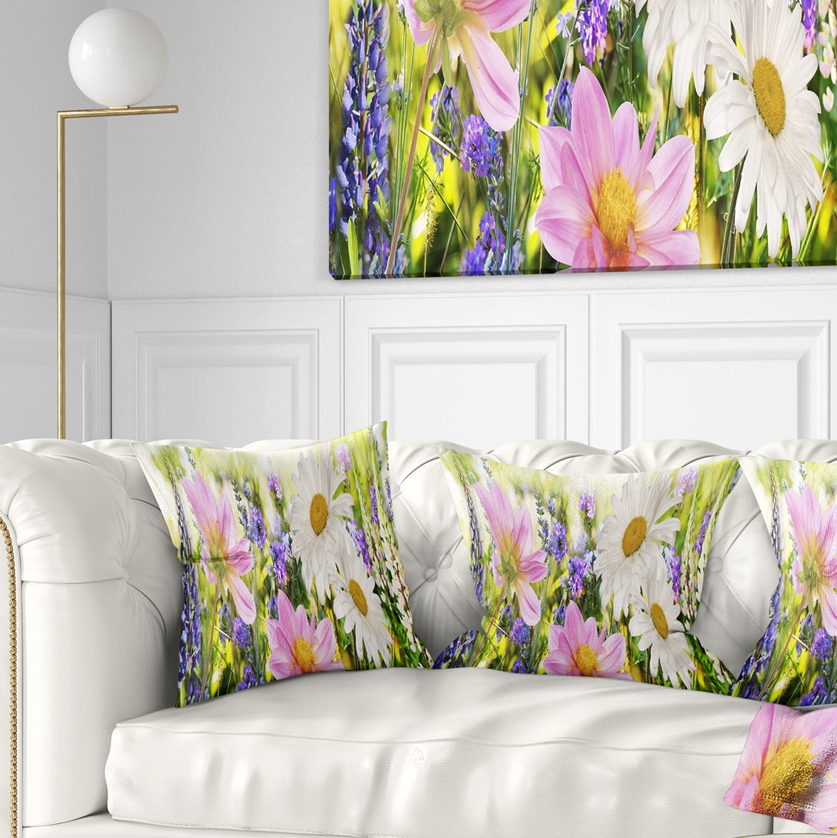Designart Wild Flowers Field at Sunset - Floral Throw Pillow - 18x18